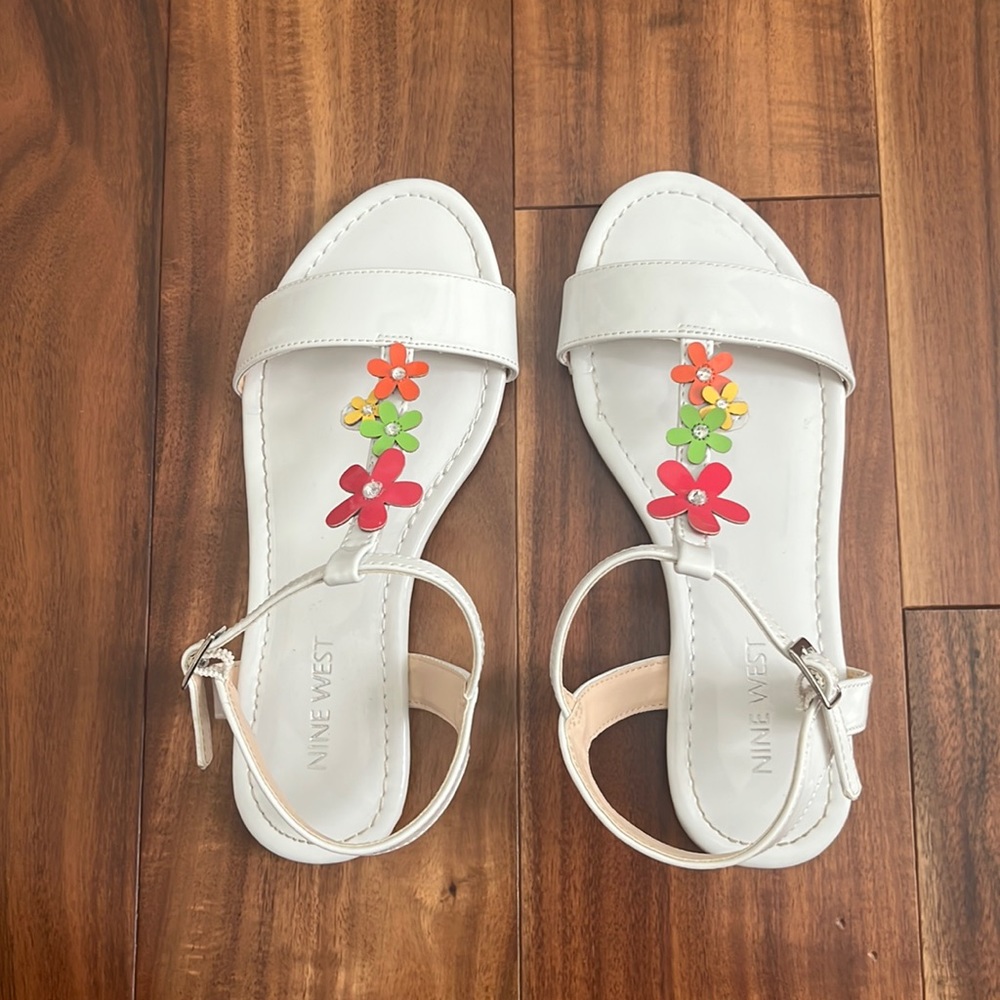 Nine West size 1.5 white sandals.